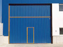 Puerta basculante industrial